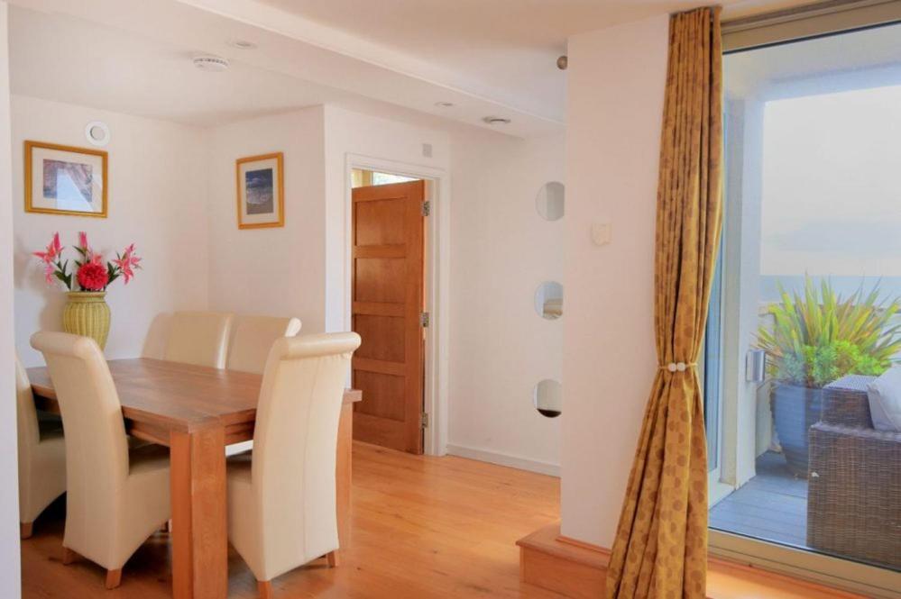 ליים ריג'יס Largigi Offering Two Amazing Panoramic Sea Front Apartments מראה חיצוני תמונה