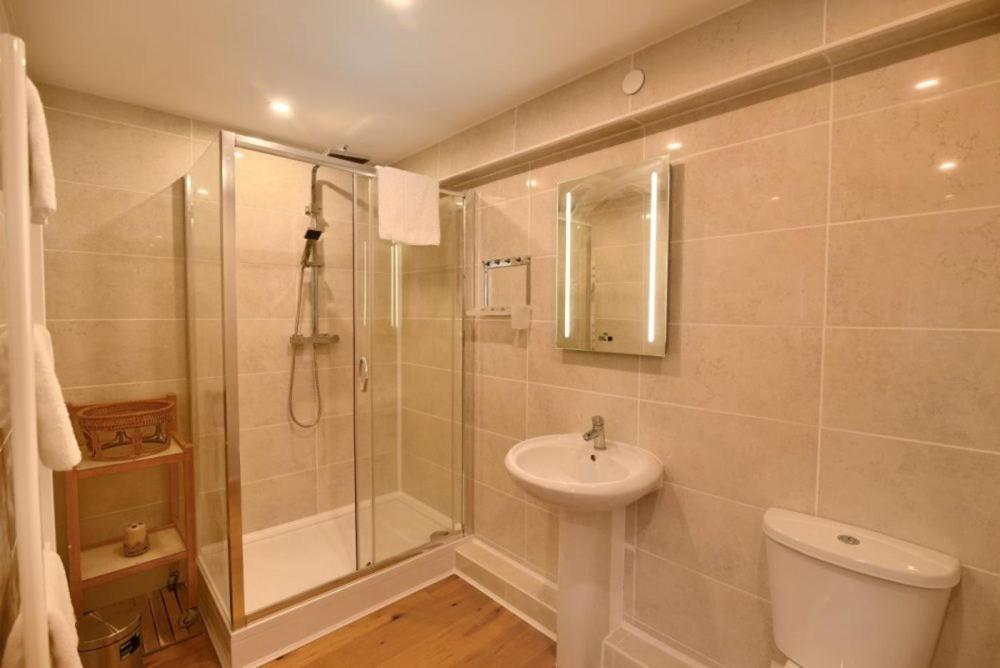 ליים ריג'יס Largigi Offering Two Amazing Panoramic Sea Front Apartments מראה חיצוני תמונה